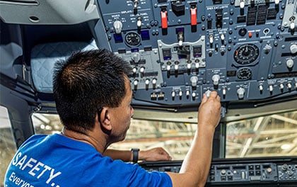 Careers_sideImage_5_420x264